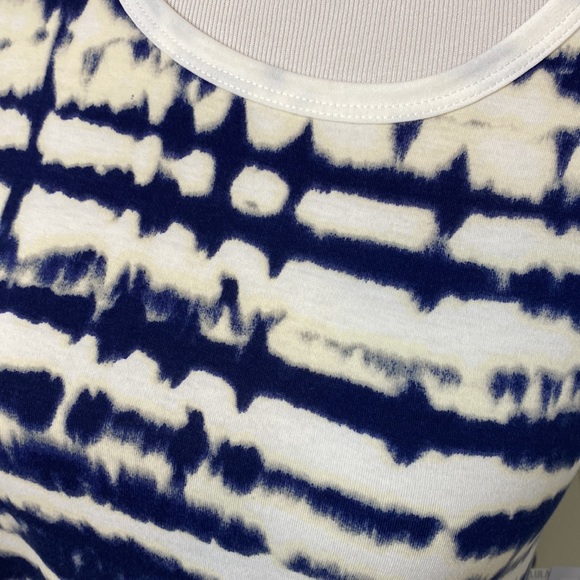 NWT Lularoe Melissa, XS - Picture 2 of 5